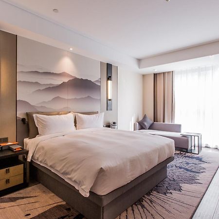 Howard Johnson By Wyndham Life Zhuoyuan Ningbo Exterior foto